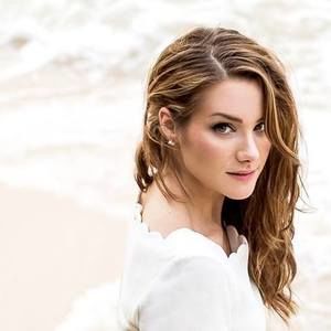 Meet your Posher, Holly